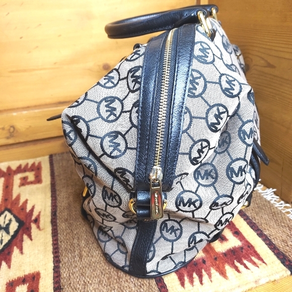 MICHAEL KORS Brown Fabric Purse/Satchel - Picture 3 of 11